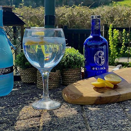 Trelaske Mill Cider Barn-With Hot Tub, Fire Pit Bbq Lewannick Eksteriør bilde