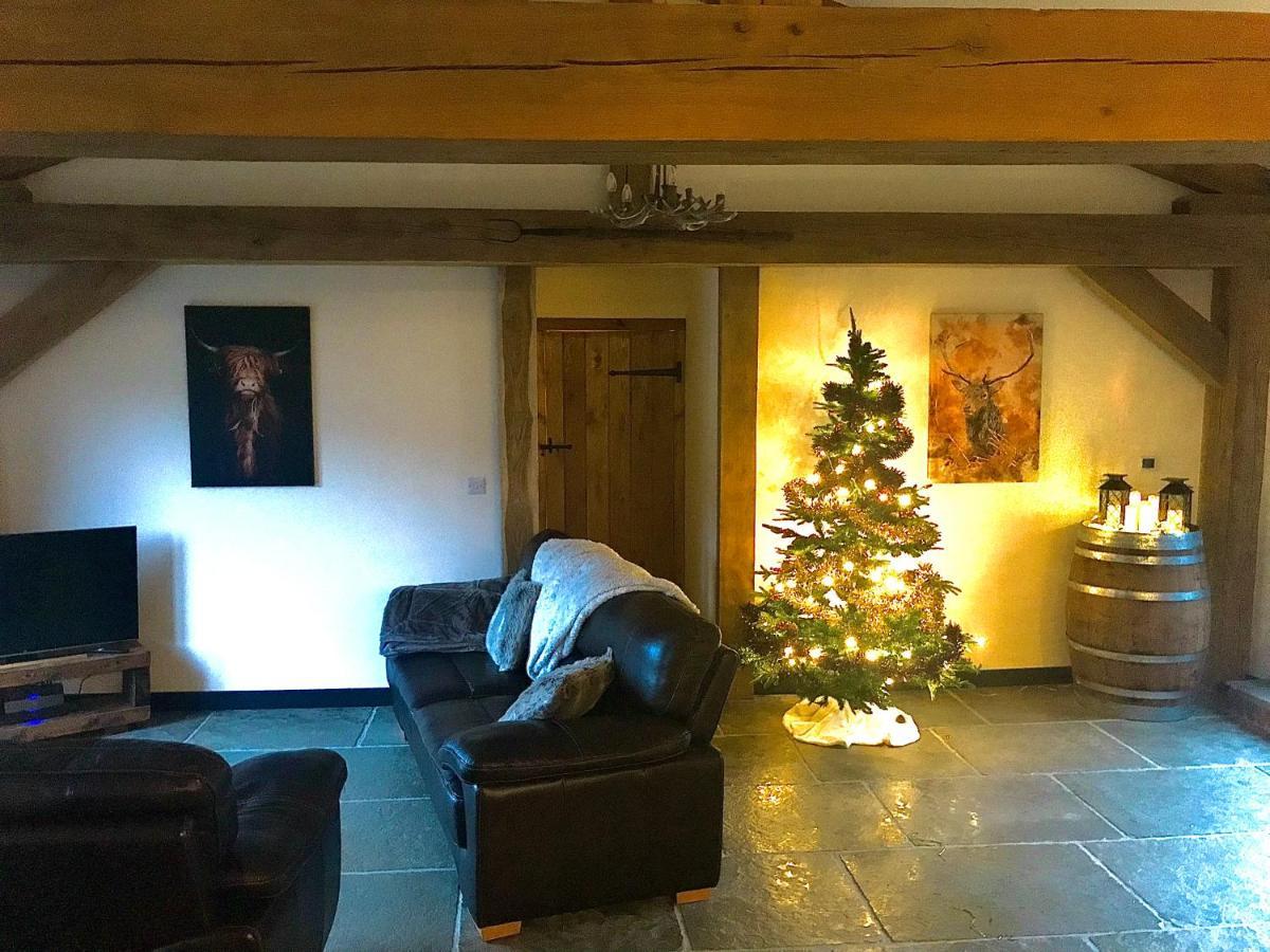 Trelaske Mill Cider Barn-With Hot Tub, Fire Pit Bbq Lewannick Eksteriør bilde