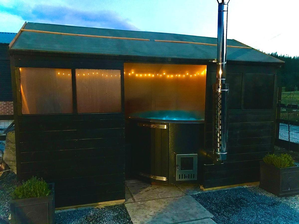 Trelaske Mill Cider Barn-With Hot Tub, Fire Pit Bbq Lewannick Eksteriør bilde