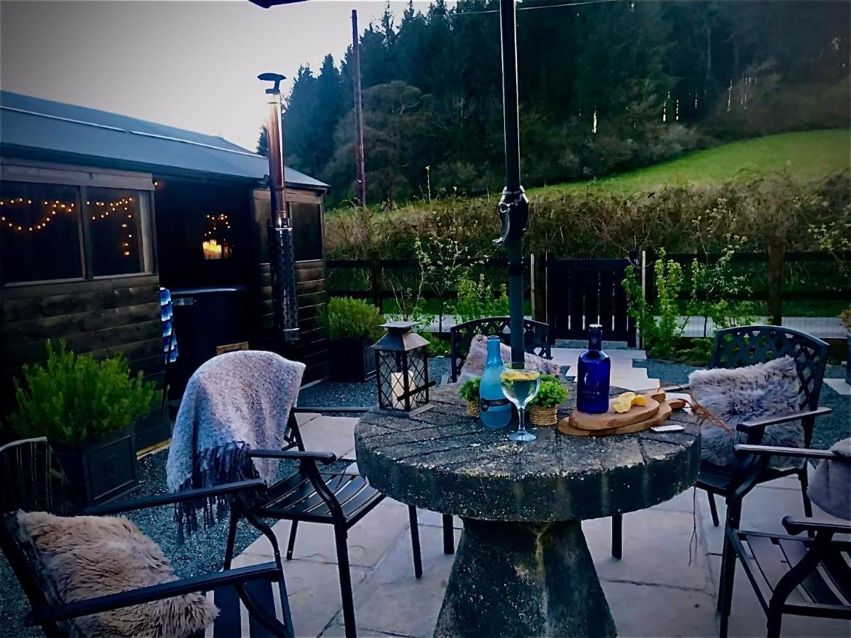 Trelaske Mill Cider Barn-With Hot Tub, Fire Pit Bbq Lewannick Eksteriør bilde
